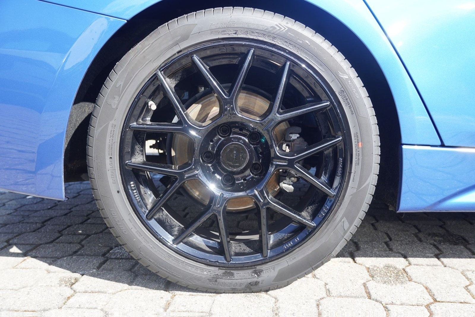 BMW 318i M Sport Klimaaut. Bi-Xenon Alcantara PDC foto 27