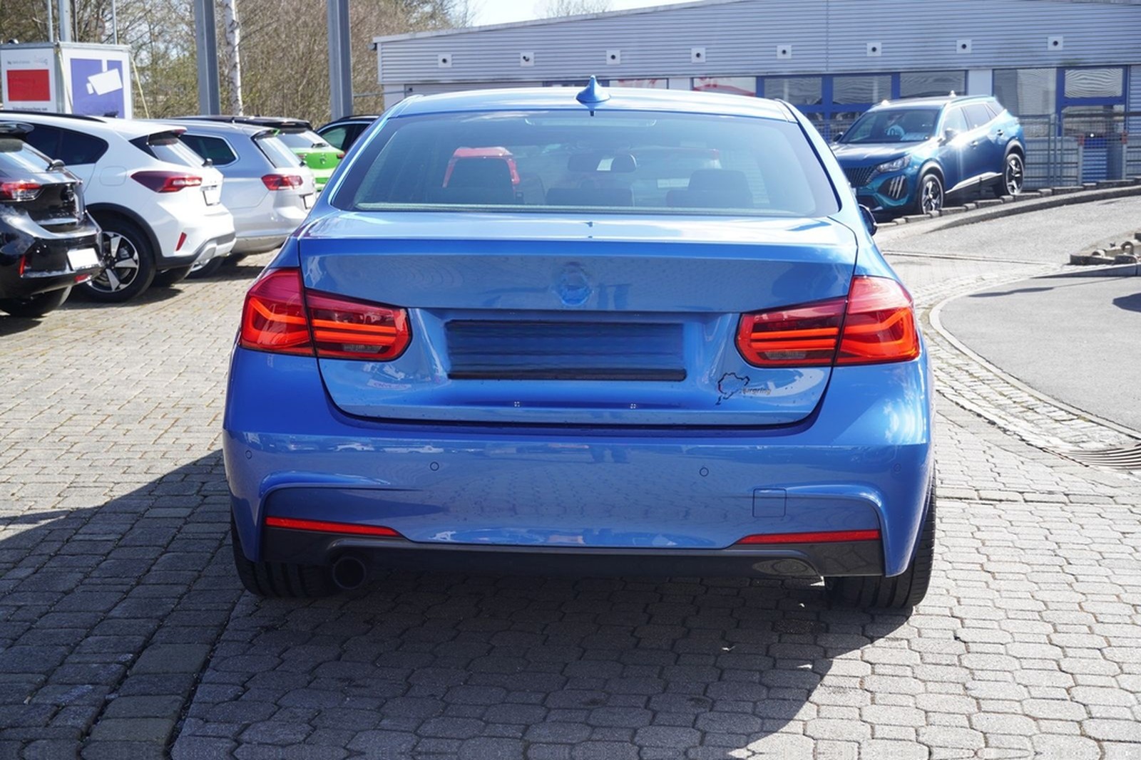 BMW 318i M Sport Klimaaut. Bi-Xenon Alcantara PDC foto 8