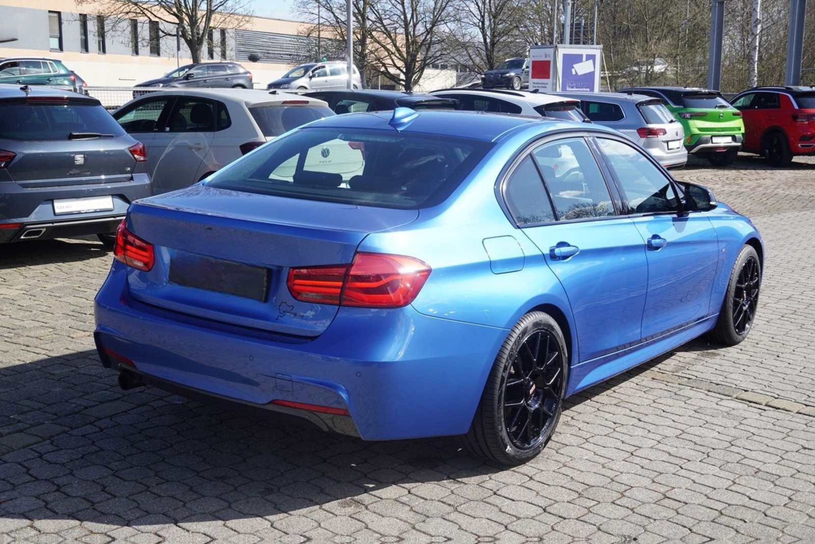 BMW 318i M Sport Klimaaut. Bi-Xenon Alcantara PDC foto 9