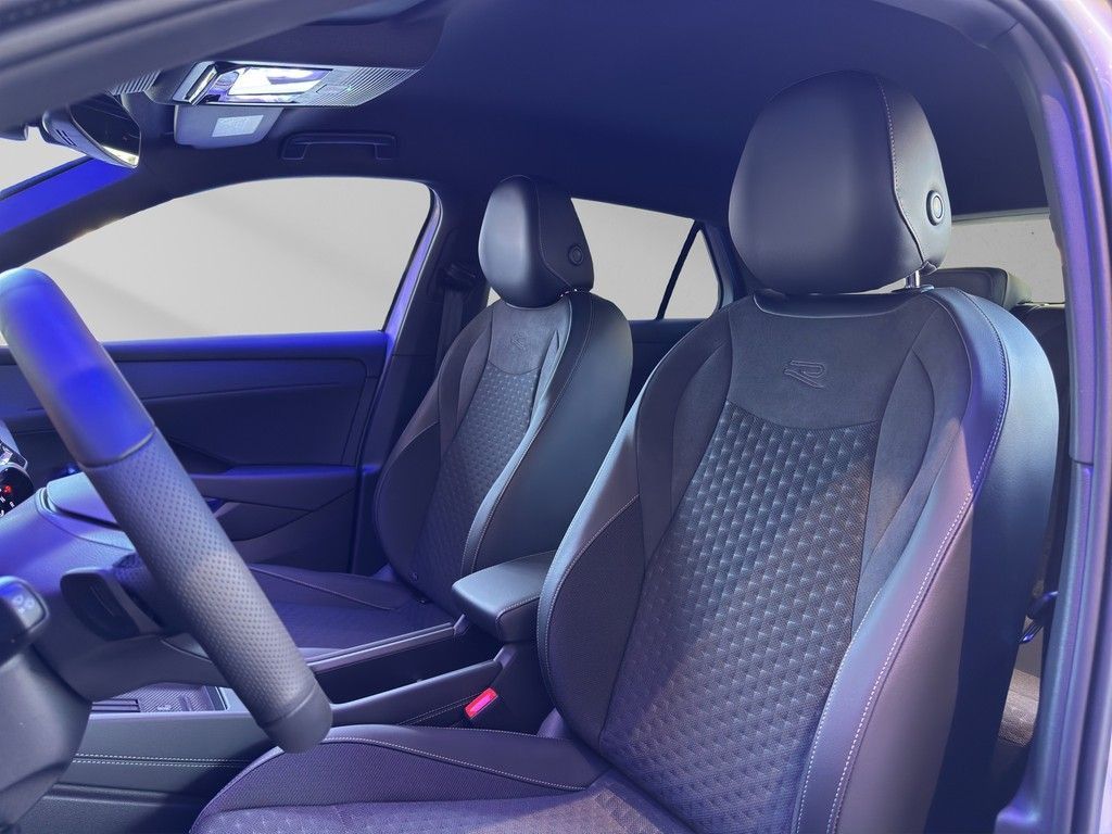 Volkswagen T-Roc R-Line 1.5 l eTSI OPF 110 kW (150 R-Line - foto 11