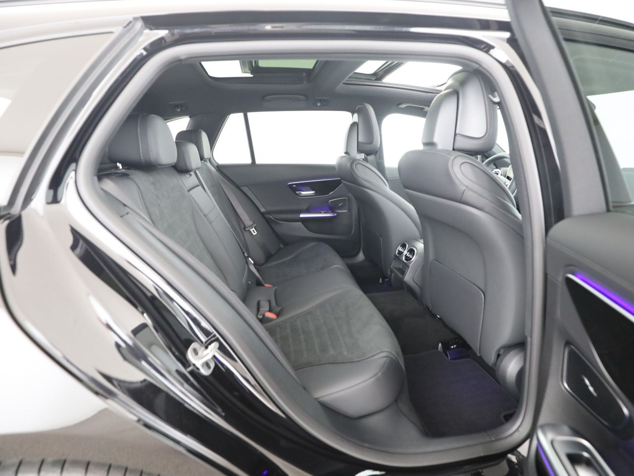 Mercedes-Benz C 220 d T AMG Digital Light Night MBUX Pano AHK foto 14