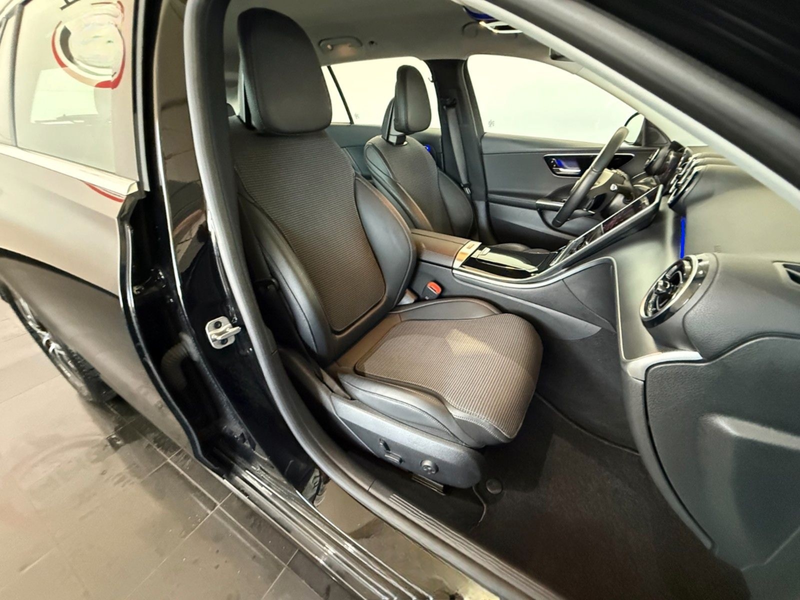 Mercedes-Benz C 200 T-Modell /NAVI/AHK/KAMARA/LED/SPUR foto 20