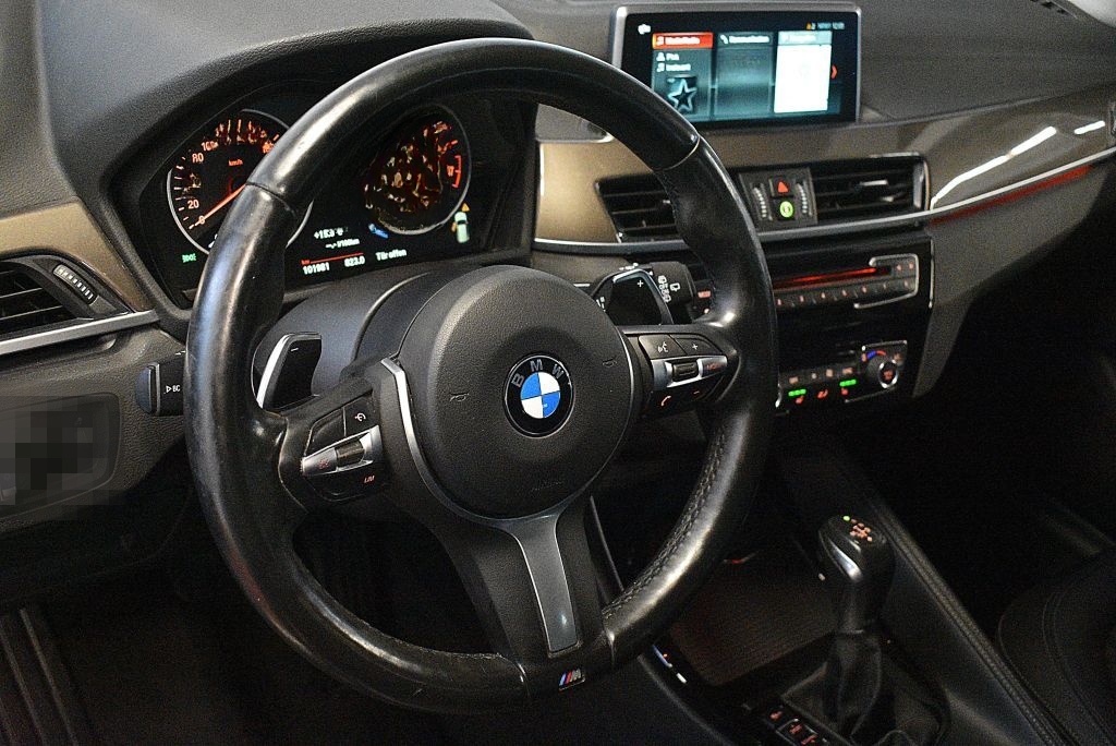 BMW X1 xDrive20i Aut. xLine+Garantie+Navi+AHK+PDC foto 15