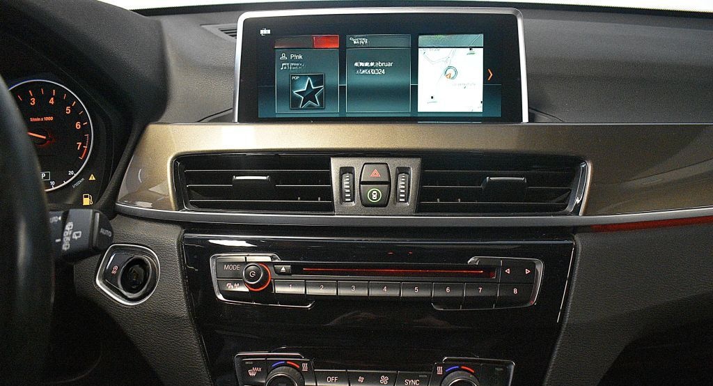 BMW X1 xDrive20i Aut. xLine+Garantie+Navi+AHK+PDC foto 16