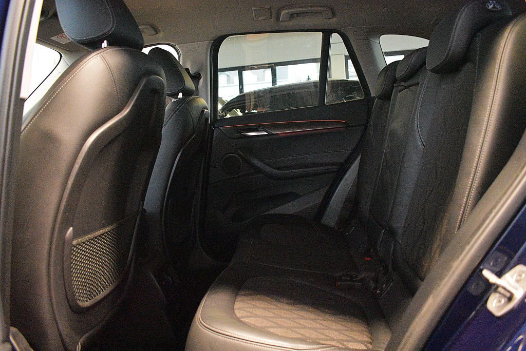 BMW X1 xDrive20i Aut. xLine+Garantie+Navi+AHK+PDC foto 20