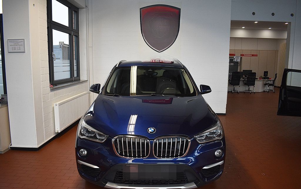 BMW X1 xDrive20i Aut. xLine+Garantie+Navi+AHK+PDC foto 4