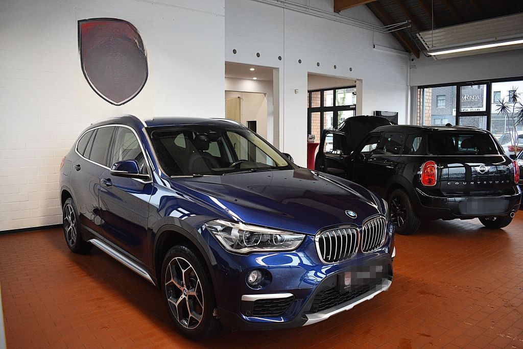 BMW X1 xDrive20i Aut. xLine+Garantie+Navi+AHK+PDC foto 5