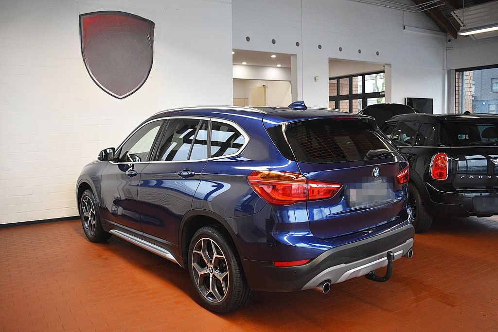 BMW X1 xDrive20i Aut. xLine+Garantie+Navi+AHK+PDC foto 7