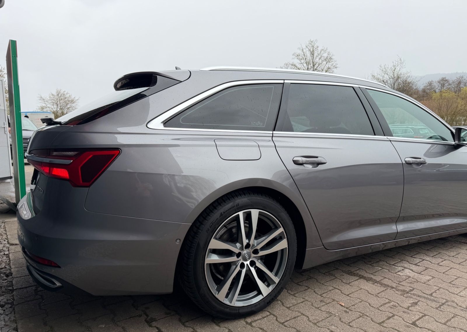 Audi A6 Avant 40 TDI S-Line*360K*Pano*AHK*Standheizun foto 4