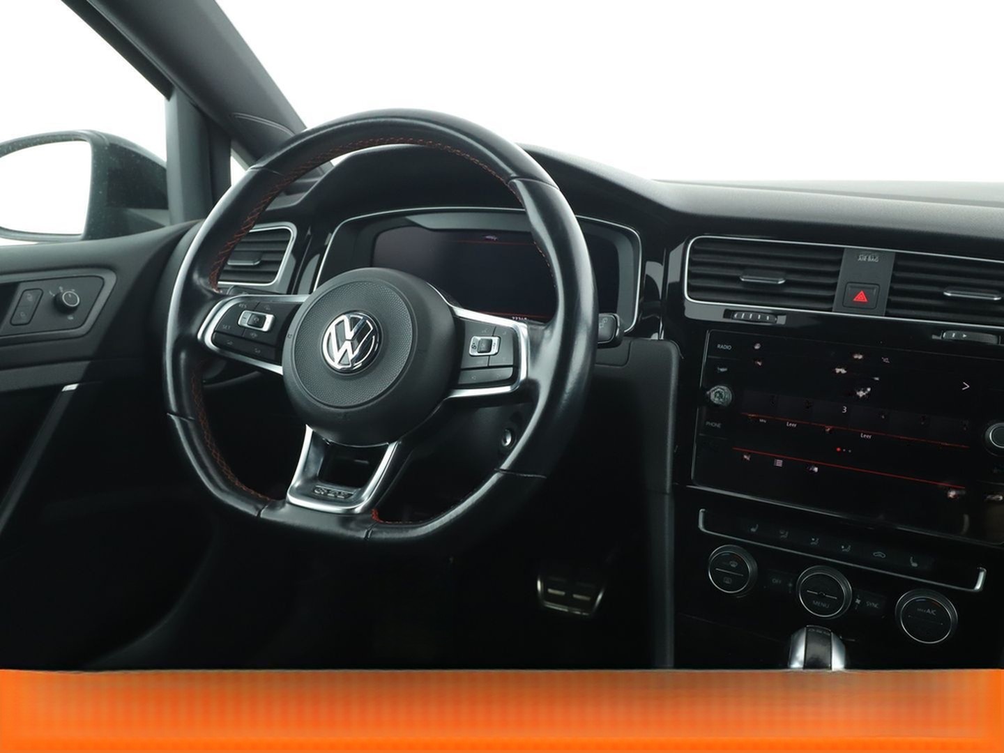 Volkswagen Golf VII 2.0 TSI GTI Performance BM Aut. *NAVI* foto 13