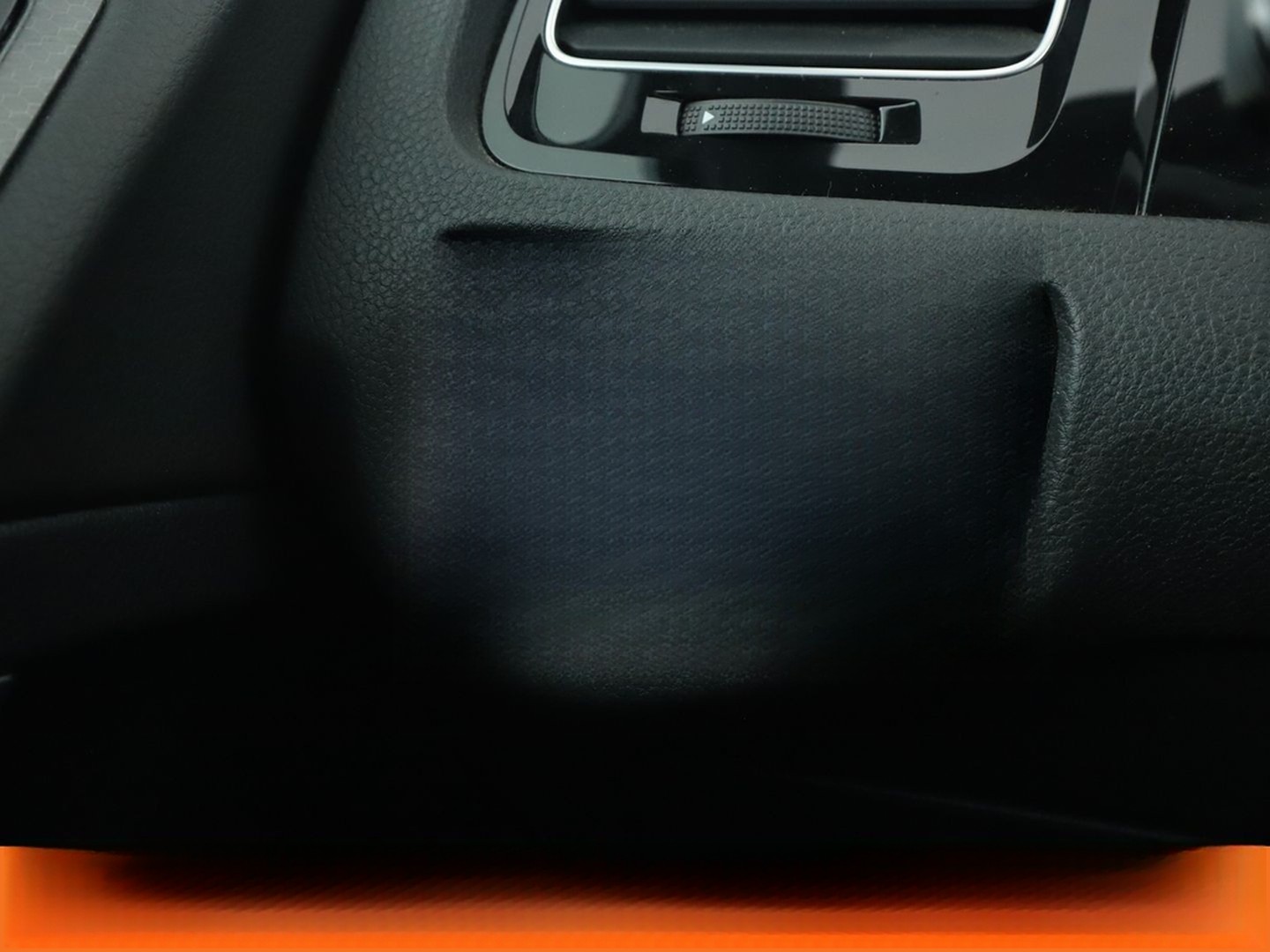 Volkswagen Golf VII 2.0 TSI GTI Performance BM Aut. *NAVI* foto 27