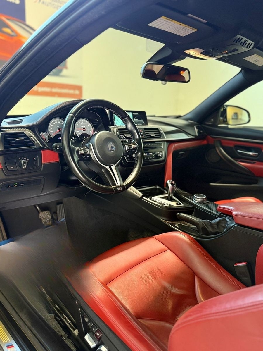 BMW M4 Coupe Competition LEDER+NAVI+HARMAN foto 2