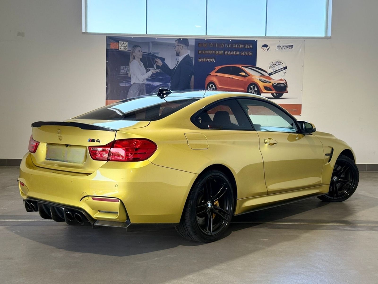 BMW M4 Coupe Competition LEDER+NAVI+HARMAN foto 38