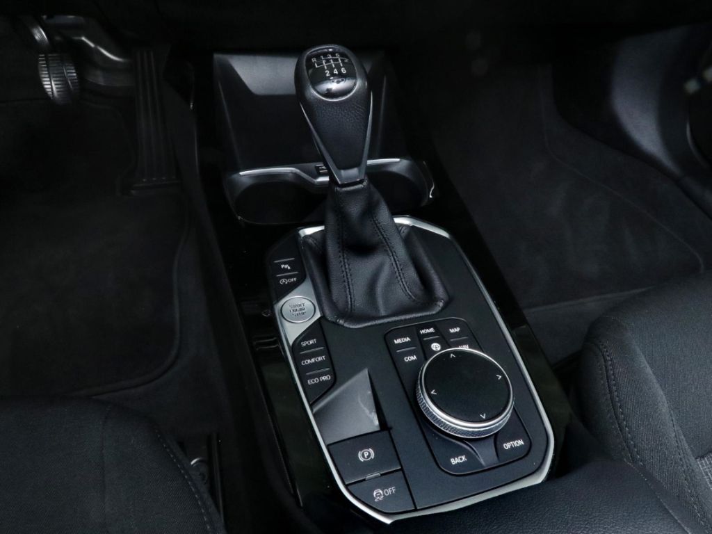 BMW 118 d LED PDC El.Spiegel SHZ NAVI Alarm Klimaaut foto 11