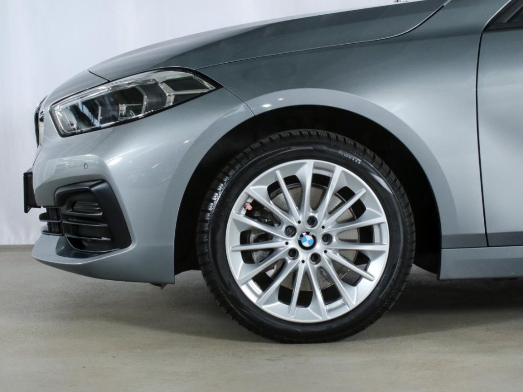 BMW 118 d LED PDC El.Spiegel SHZ NAVI Alarm Klimaaut foto 12