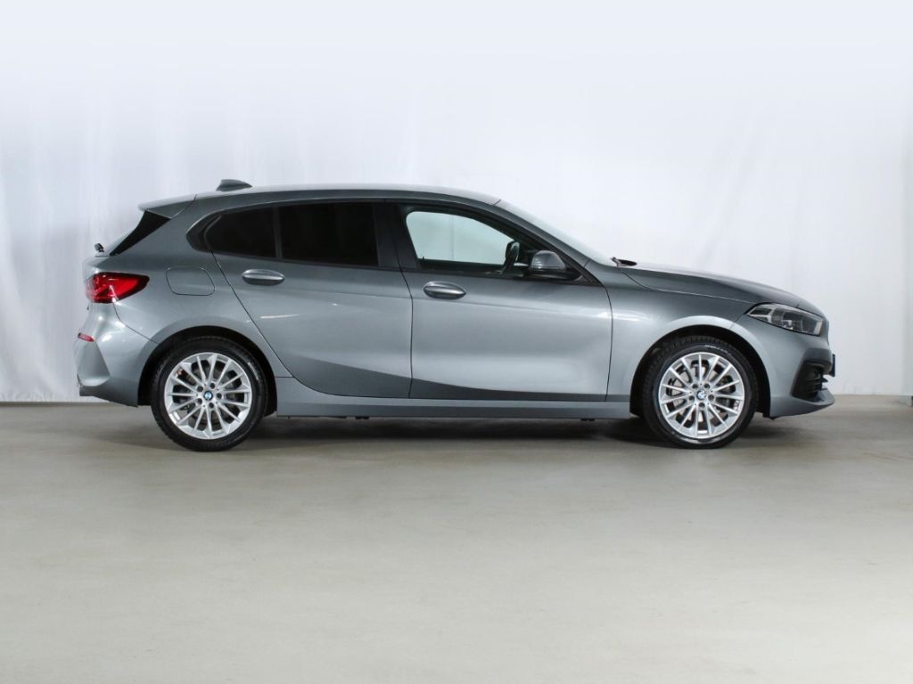 BMW 118 d LED PDC El.Spiegel SHZ NAVI Alarm Klimaaut foto 4