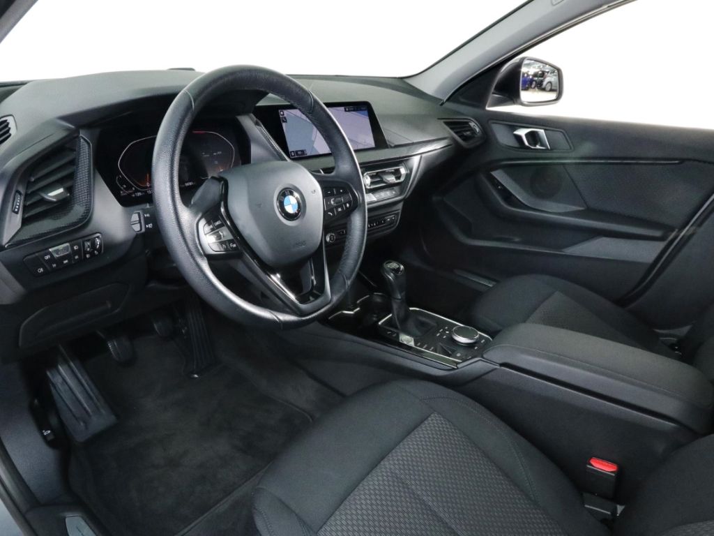 BMW 118 d LED PDC El.Spiegel SHZ NAVI Alarm Klimaaut foto 7