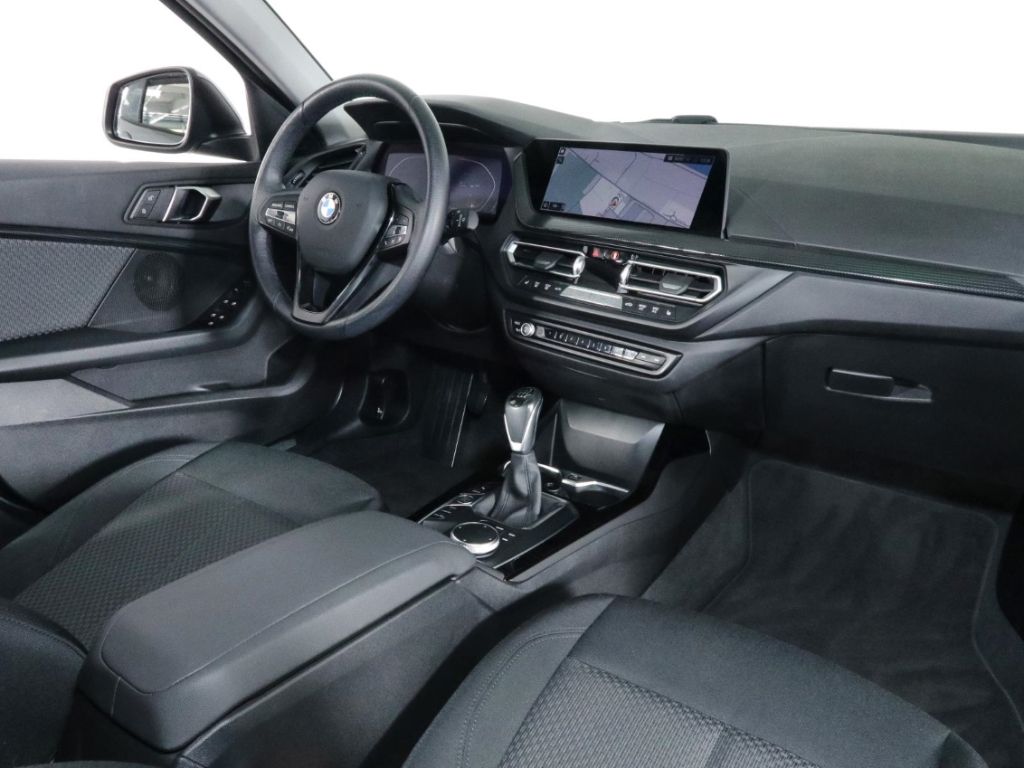 BMW 118 d LED PDC El.Spiegel SHZ NAVI Alarm Klimaaut foto 8