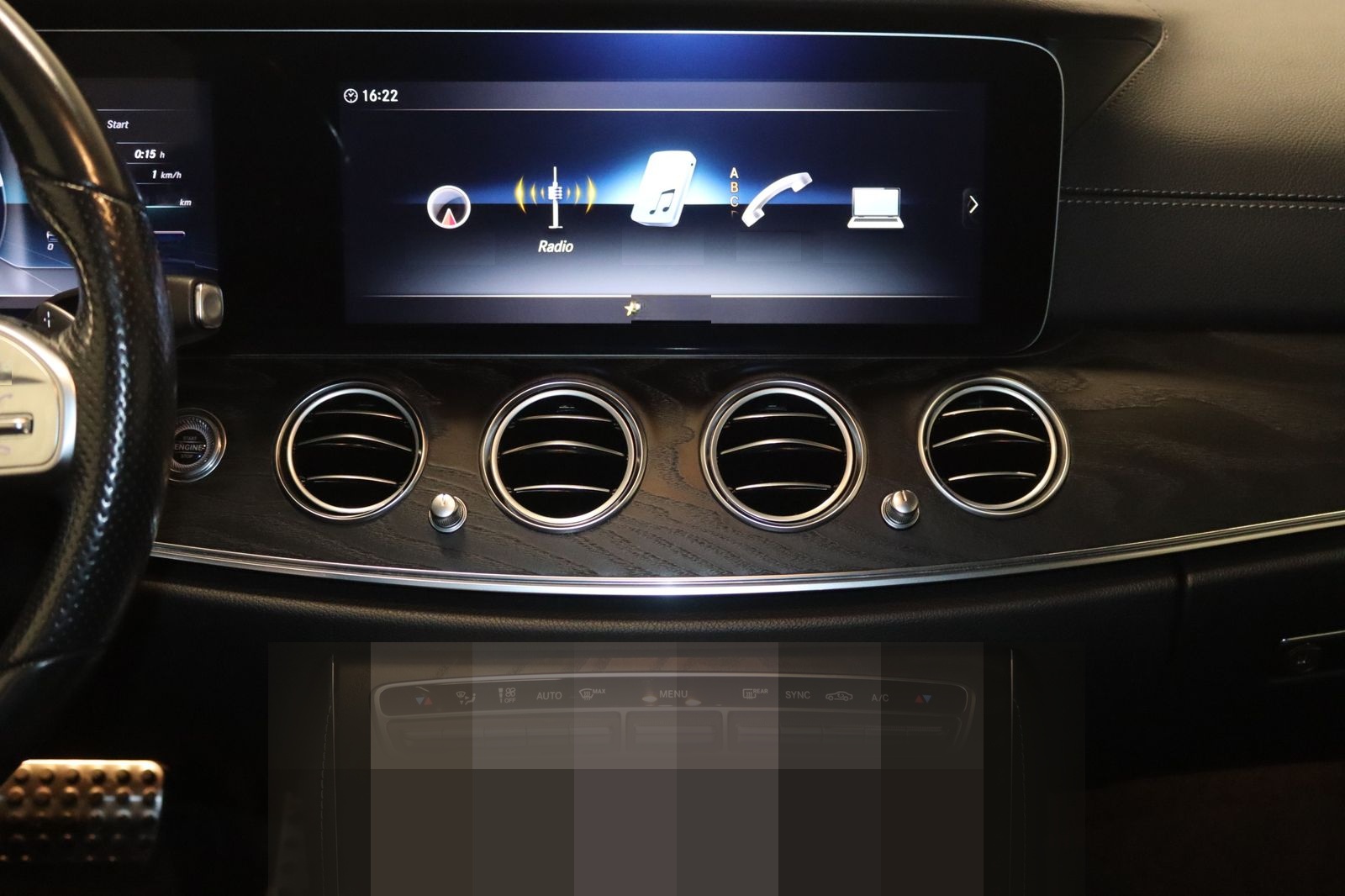 Mercedes-Benz E 450 T 4M. AMG Line-MULTIBEAM-PANO-WIDE-DISTR.- foto 16