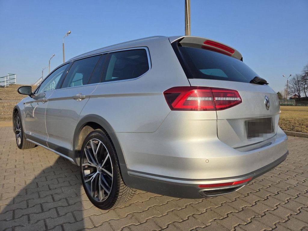 Volkswagen Passat Variant 2.0 TSi Alltrack 4Motion foto 9