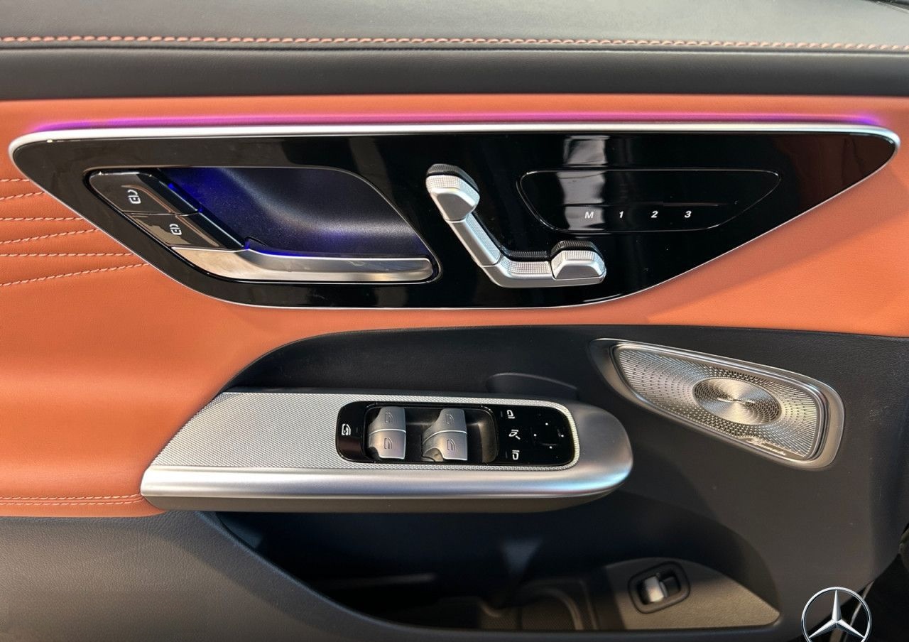 Mercedes-Benz GLC300d 4M AMG Prem+/DigiLED/HAL/AHK/360°/Pano foto 17