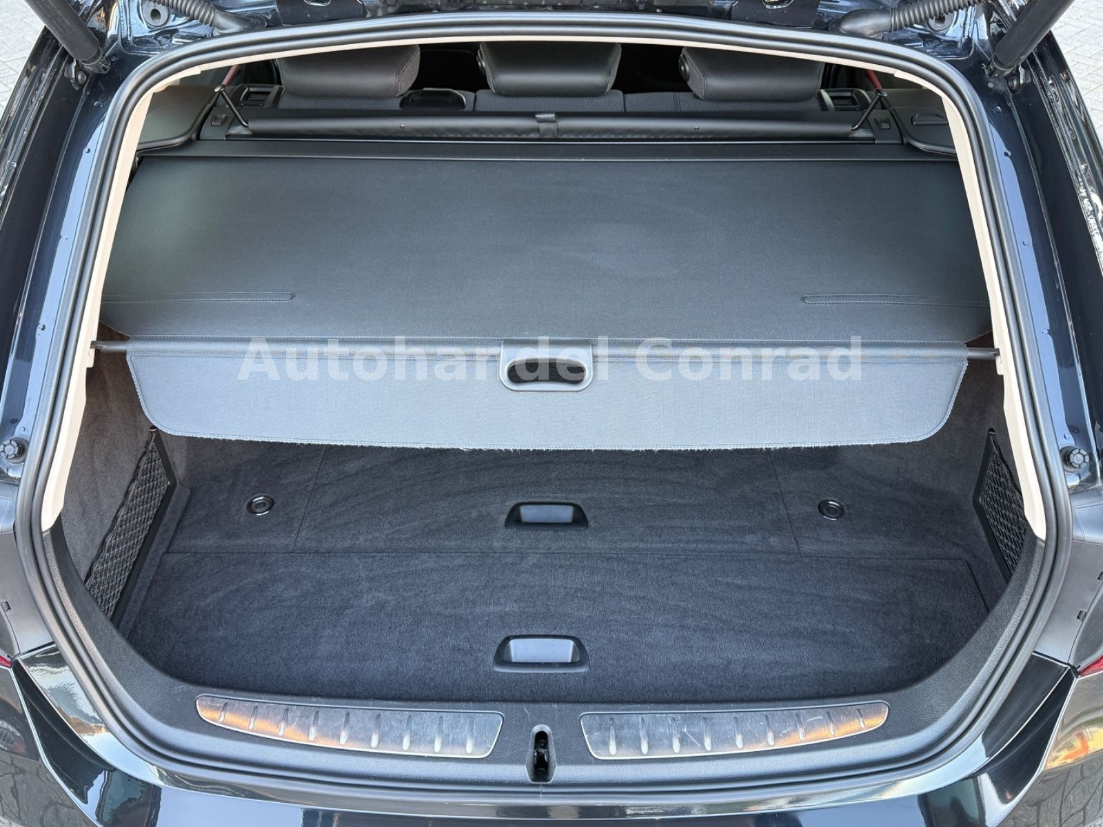BMW 320d xDrive*AUTOMATIK*KEYLESS GO*AHK*PDC*2.HAND foto 30