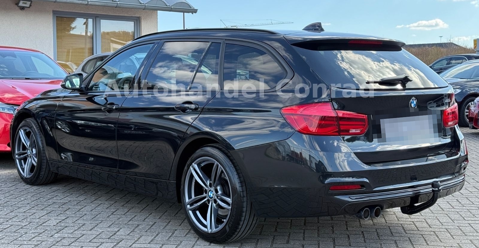 BMW 320d xDrive*AUTOMATIK*KEYLESS GO*AHK*PDC*2.HAND foto 5