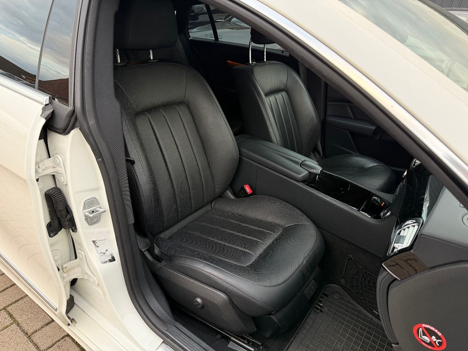 Mercedes-Benz SB CLS 350 d 4Matic, TÜV neu, Serivce neu foto 17