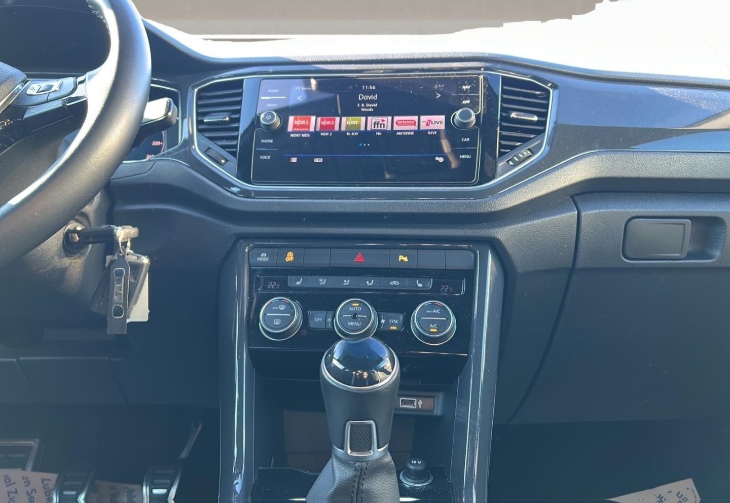 Volkswagen T-Roc Sport 1.5 TSI (ACC/LED/Kamera) foto 16