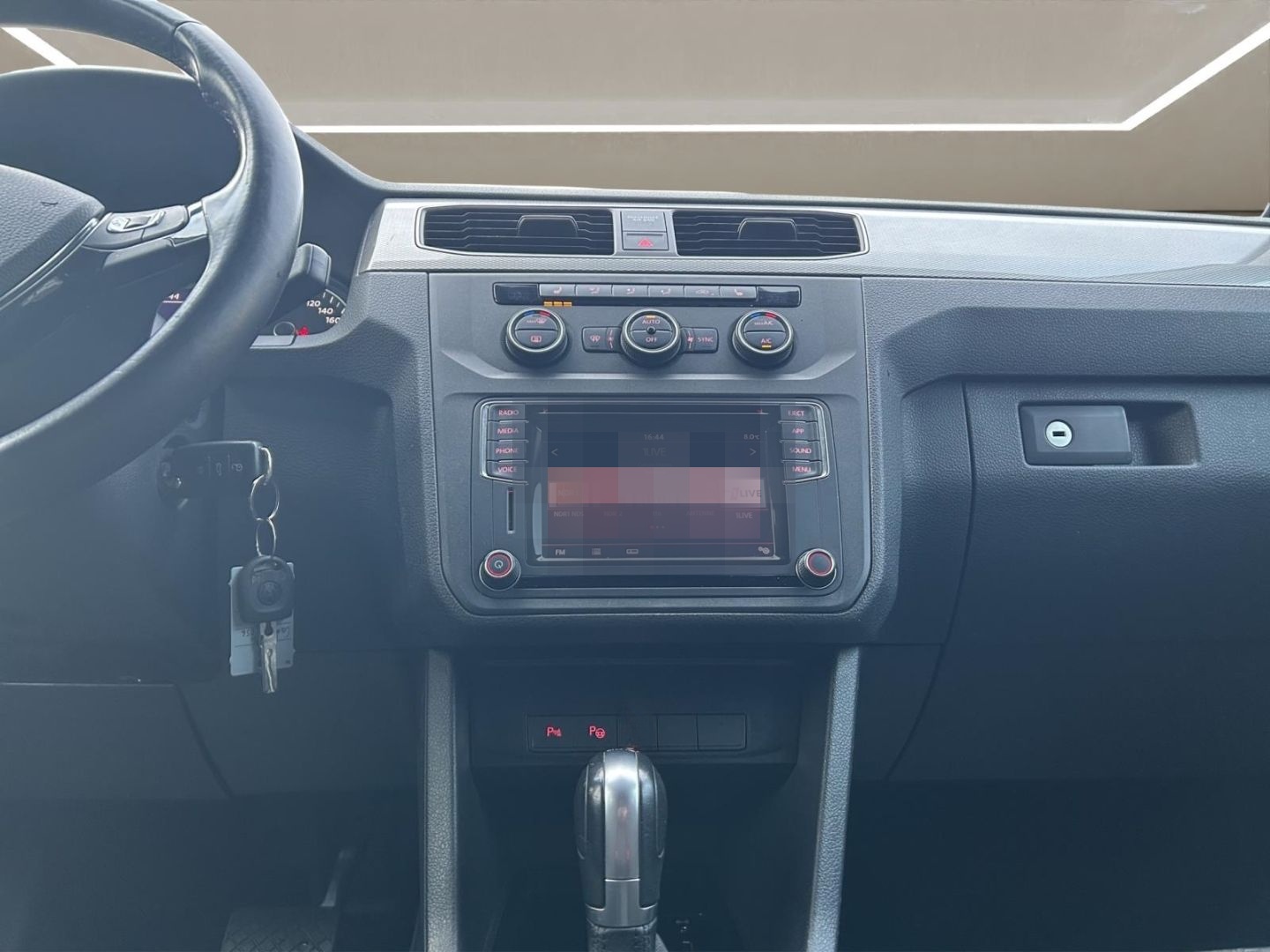 Volkswagen Caddy 1.4 TSI DSG Comfortline (AHK/Navi-App) foto 17