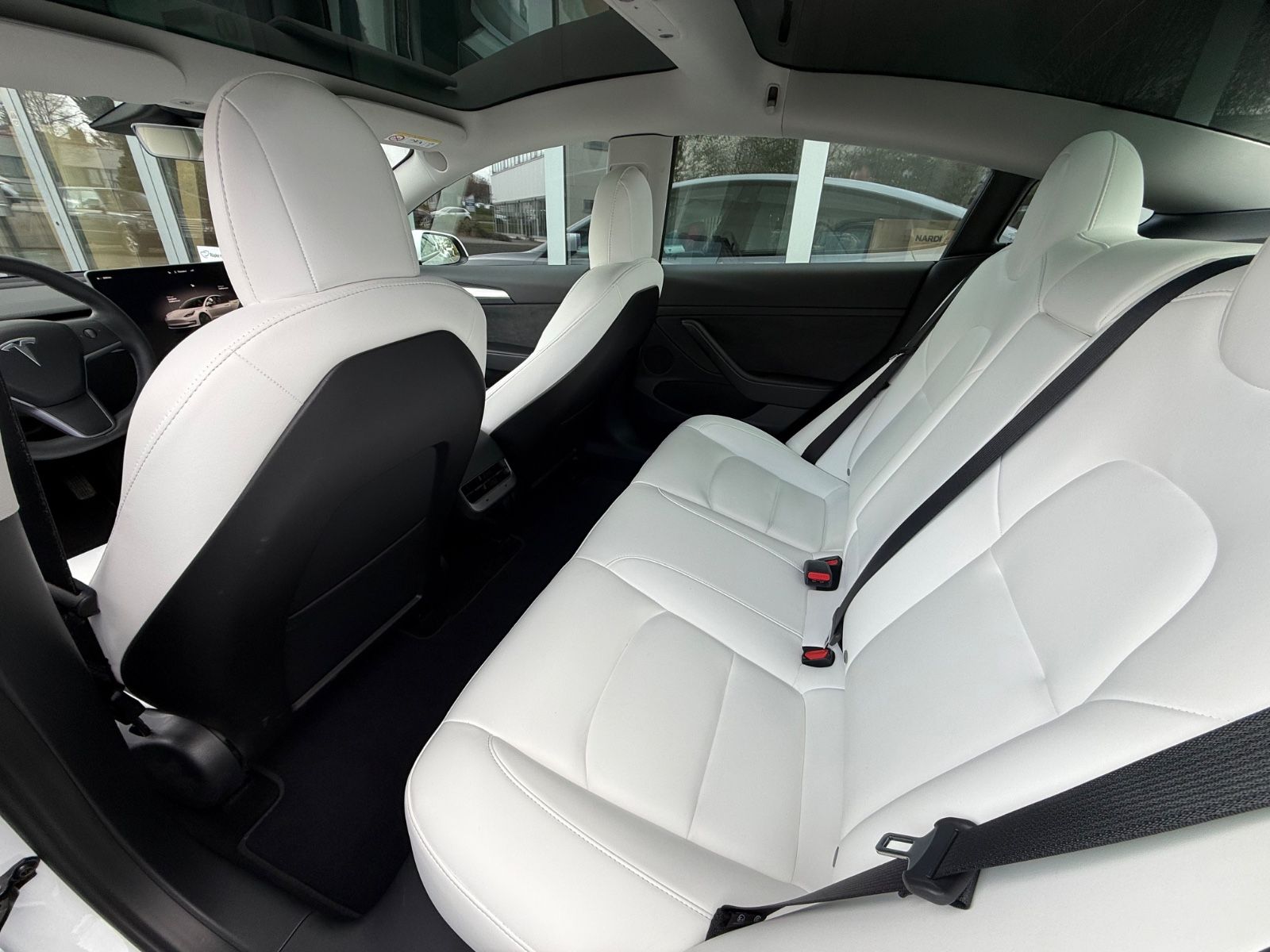 Tesla Model 3 Long Range 18"  AMD Ryzen Weiss / Weiss foto 6