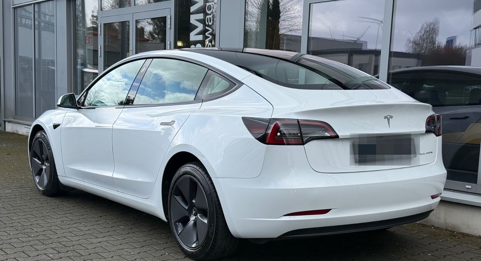 Tesla Model 3 Long Range 18"  AMD Ryzen Weiss / Weiss foto 9