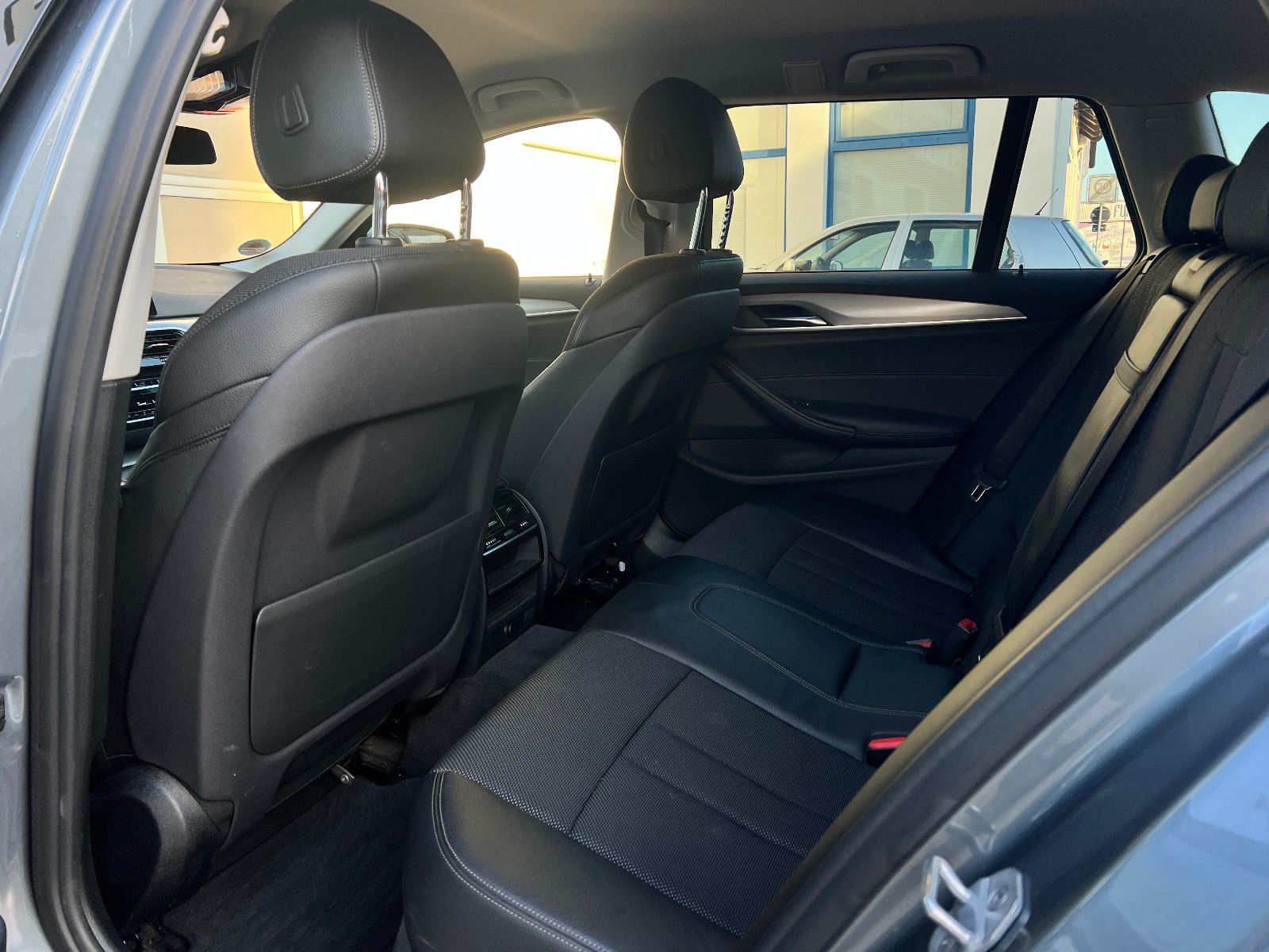 BMW 530d Sport+LED+ACC+360°+AHK+Scheckh.+Bremse neuw foto 14