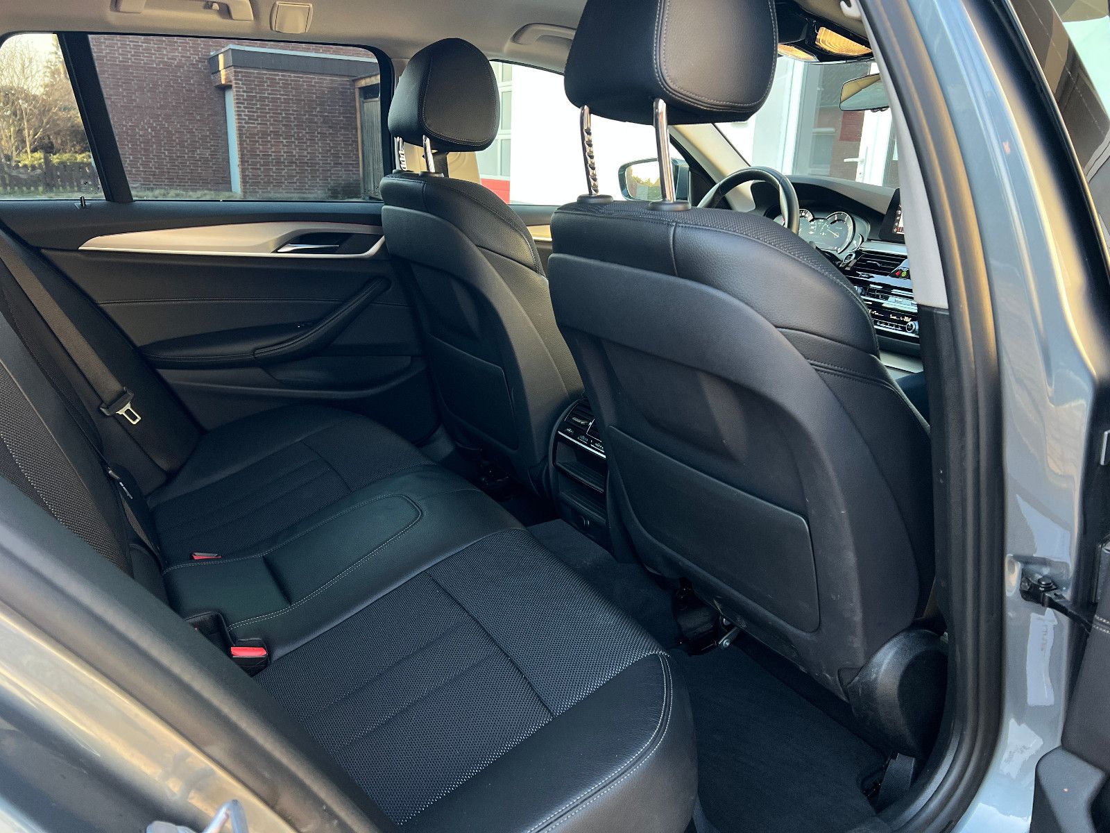 BMW 530d Sport+LED+ACC+360°+AHK+Scheckh.+Bremse neuw foto 15
