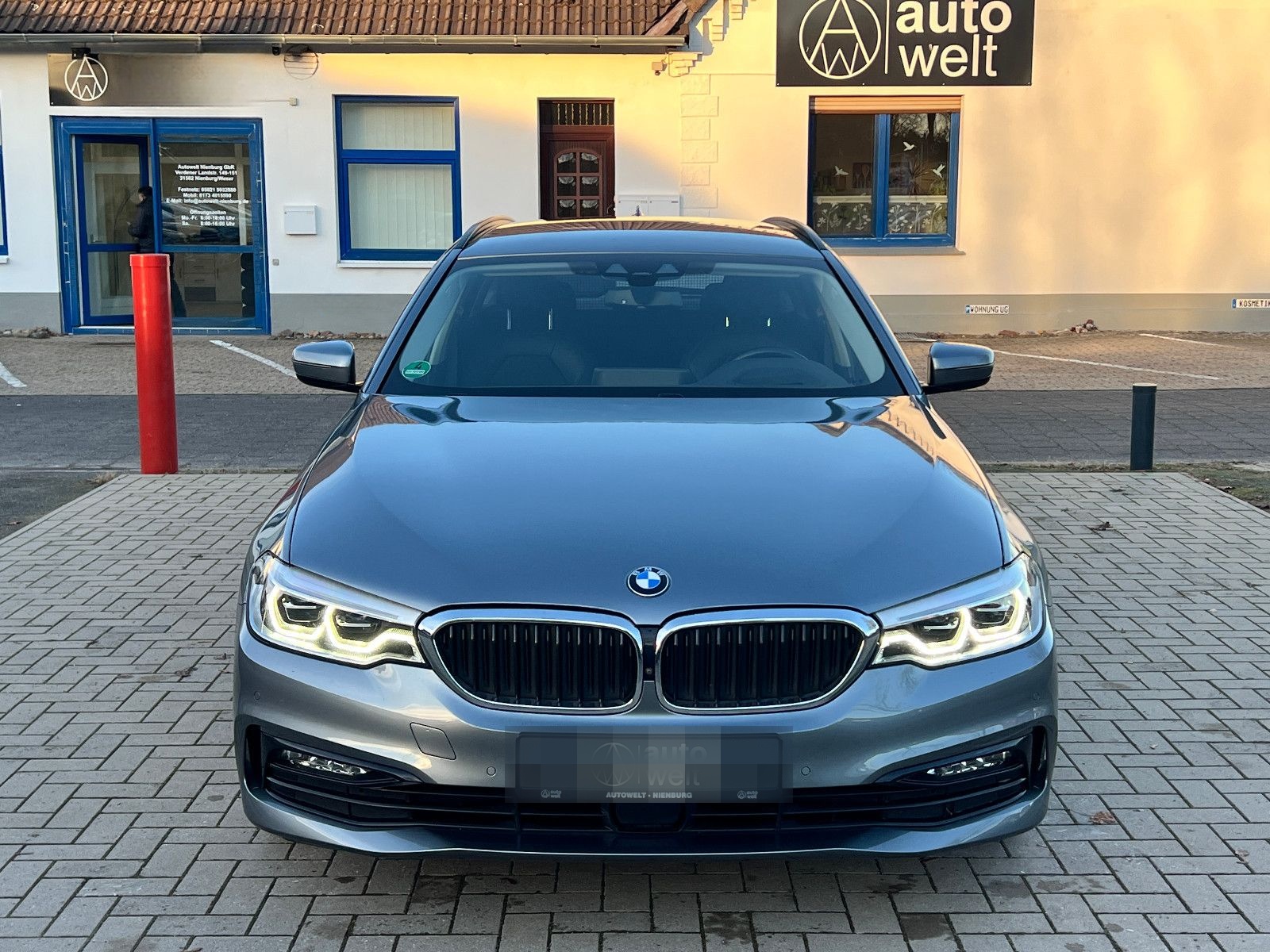 BMW 530d Sport+LED+ACC+360°+AHK+Scheckh.+Bremse neuw foto 8