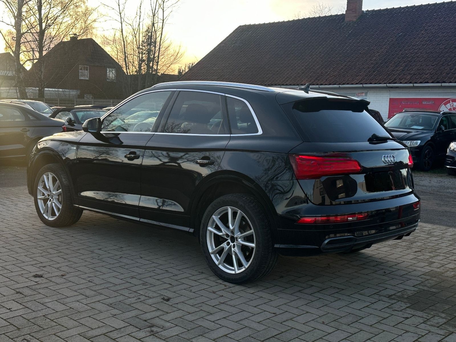Audi Q5 Quattro S Line, Aut., Leder, Pano, TÜV neu foto 3
