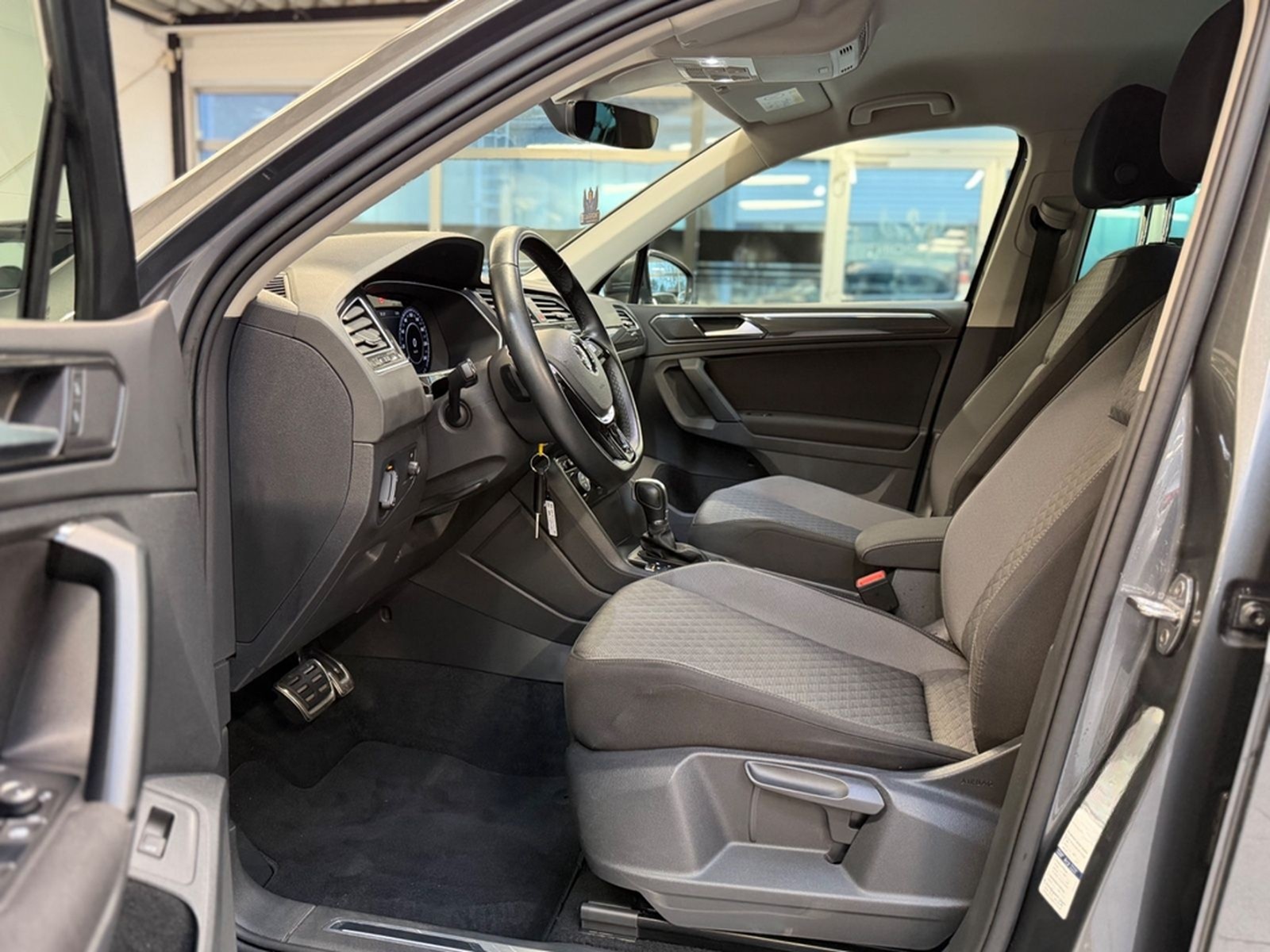 Volkswagen Tiguan Comfortline BMT/LED/Head-UP/ACC/Virt-/BT foto 11