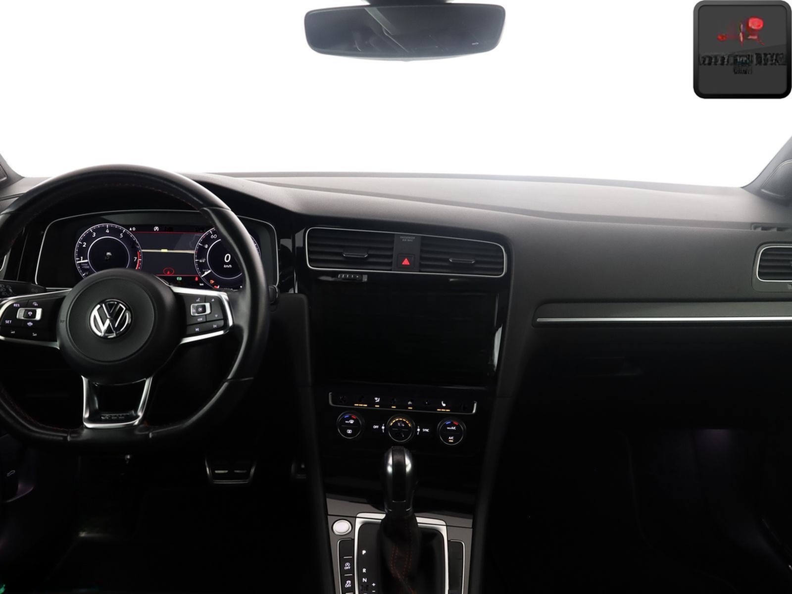 Volkswagen Golf VII GTI 2.0 TSI PANO KEYLESSGO,ACC,KAMERA foto 10
