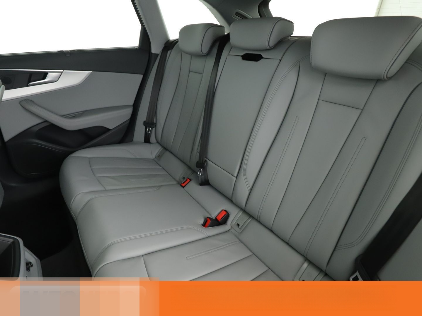 Audi A4 35 TFSI Mild-Hybrid S line Aut. *NAVI*VC*LED* foto 14