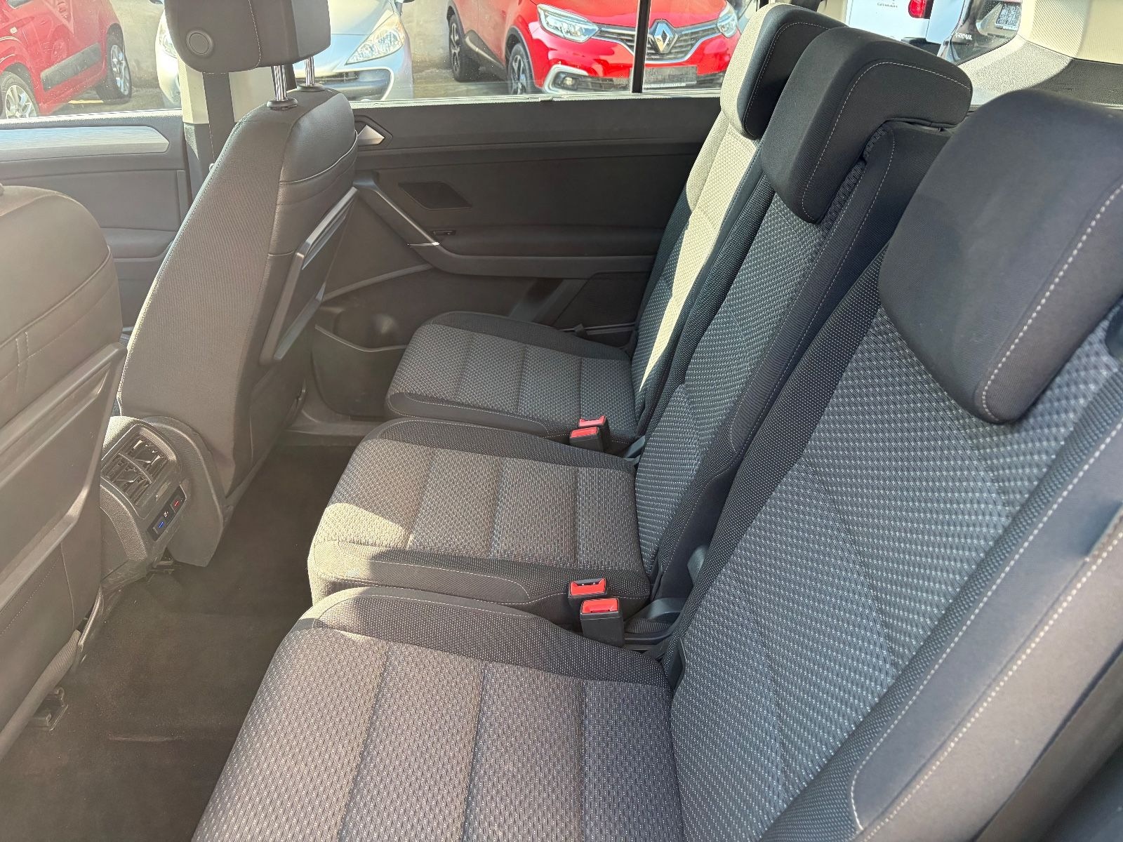 Volkswagen Touran Comfortline 7 Sitzer/AppConnect/elHeckkl. foto 15