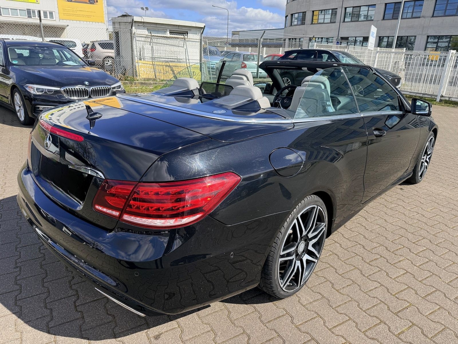 Mercedes-Benz E 250 Sport Edition/AMG-Line/NightPaket foto 3