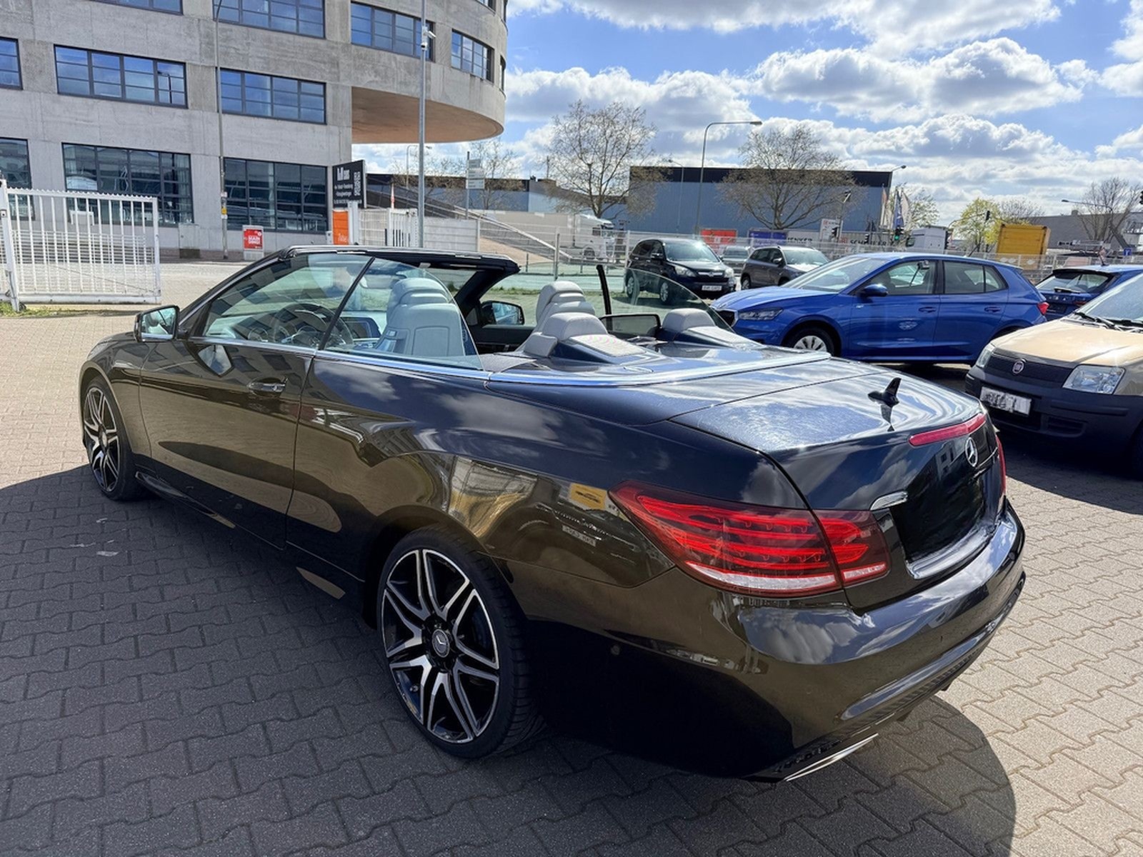 Mercedes-Benz E 250 Sport Edition/AMG-Line/NightPaket foto 4