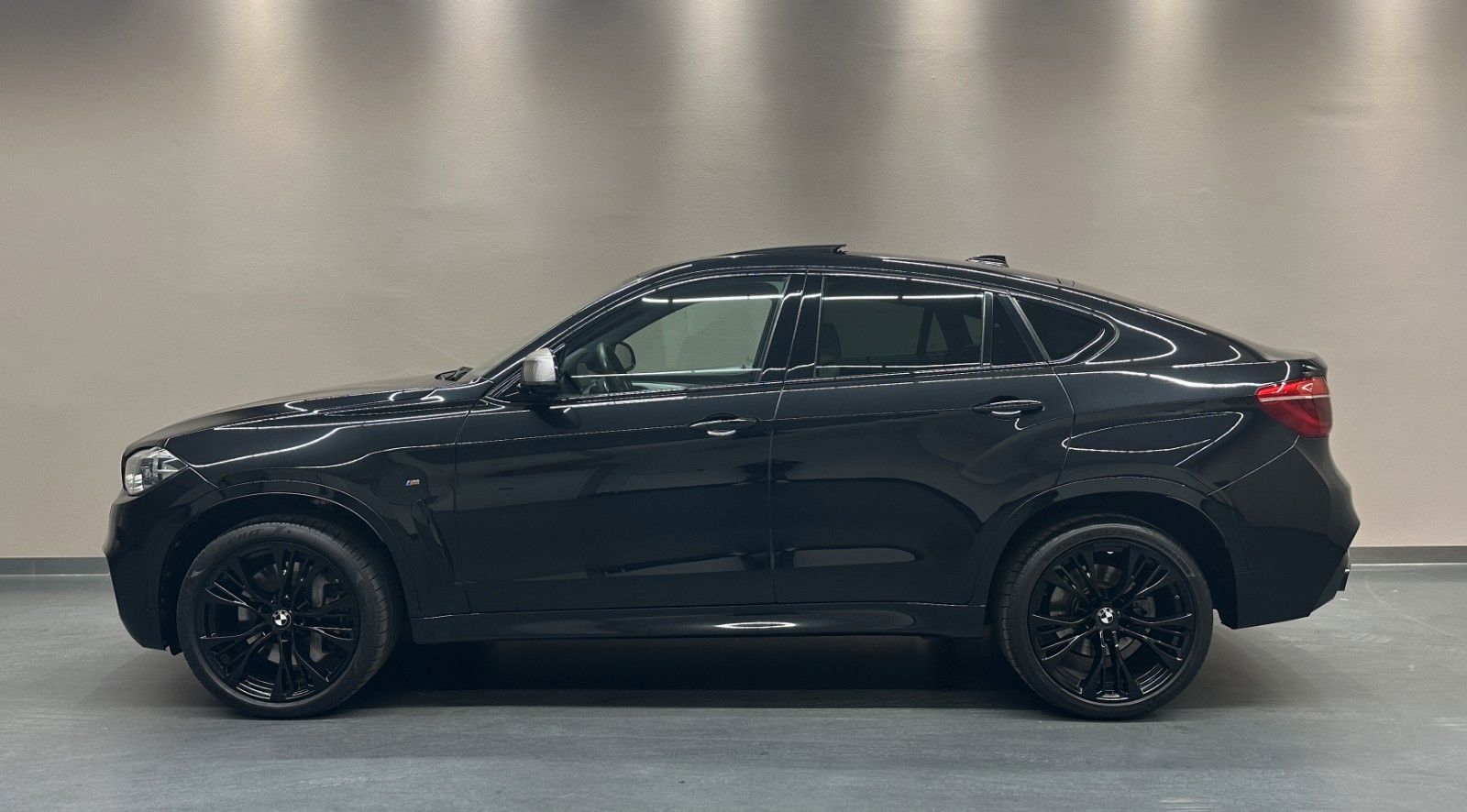 BMW X6 M50 d *SHADOW-LINE*ALCANTARA*MEMORY*STHZ*AHK* foto 3