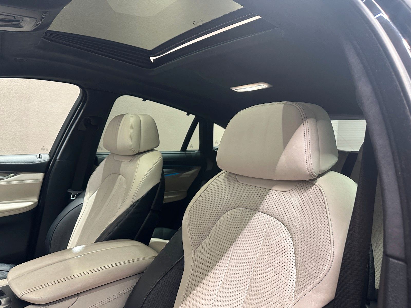 BMW X6 M50 d *SHADOW-LINE*ALCANTARA*MEMORY*STHZ*AHK* foto 9