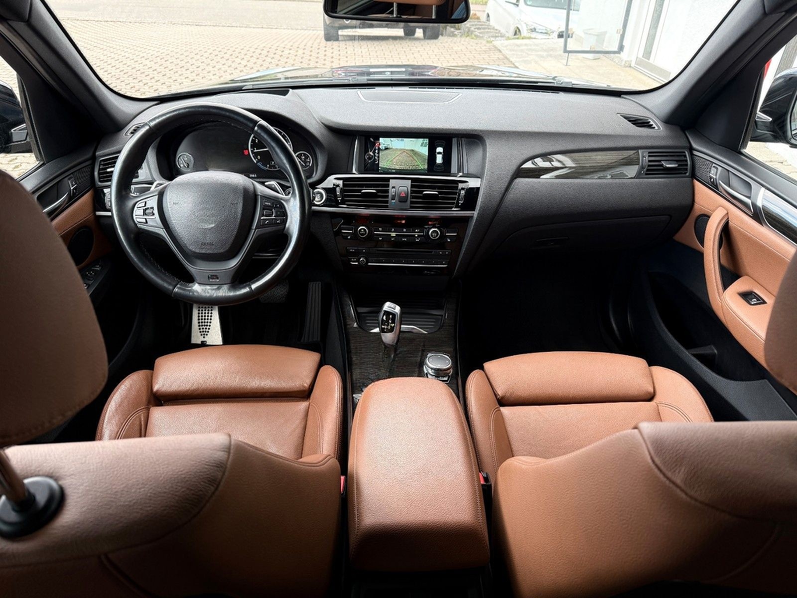 BMW X3 xDrive20i M SPORT Leder AHK PANO Kamera HUD foto 21
