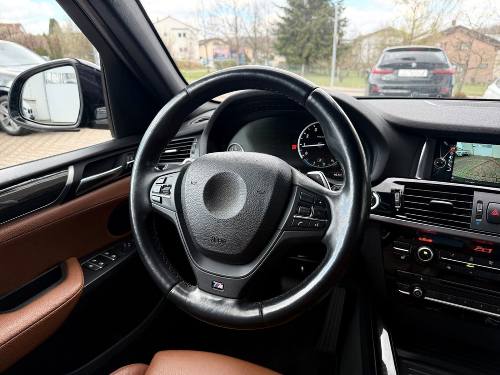BMW X3 xDrive20i M SPORT Leder AHK PANO Kamera HUD foto 22