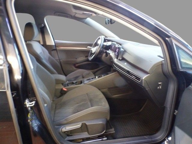 Volkswagen Golf VIII 1.5 eTSI DSG Style Navi AHK LED Kamera foto 7