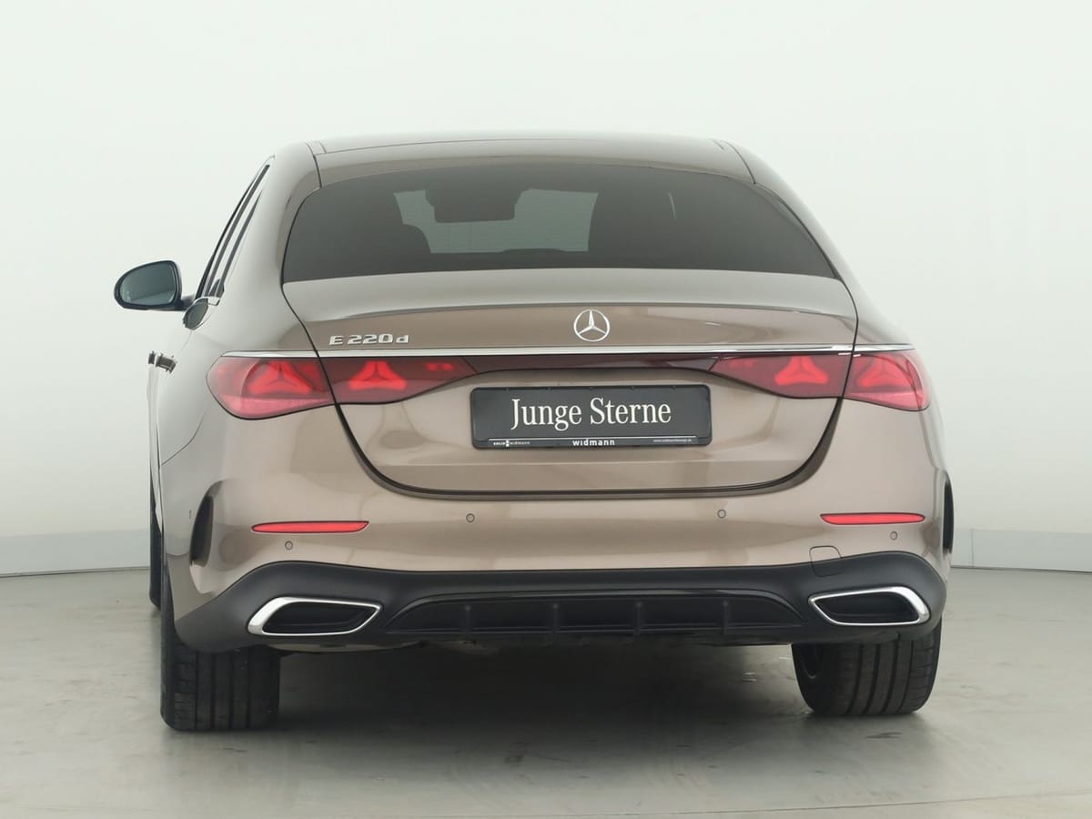 Mercedes-Benz E 220 d AMG Advanced LED AHK Night Distronic Kam foto 4