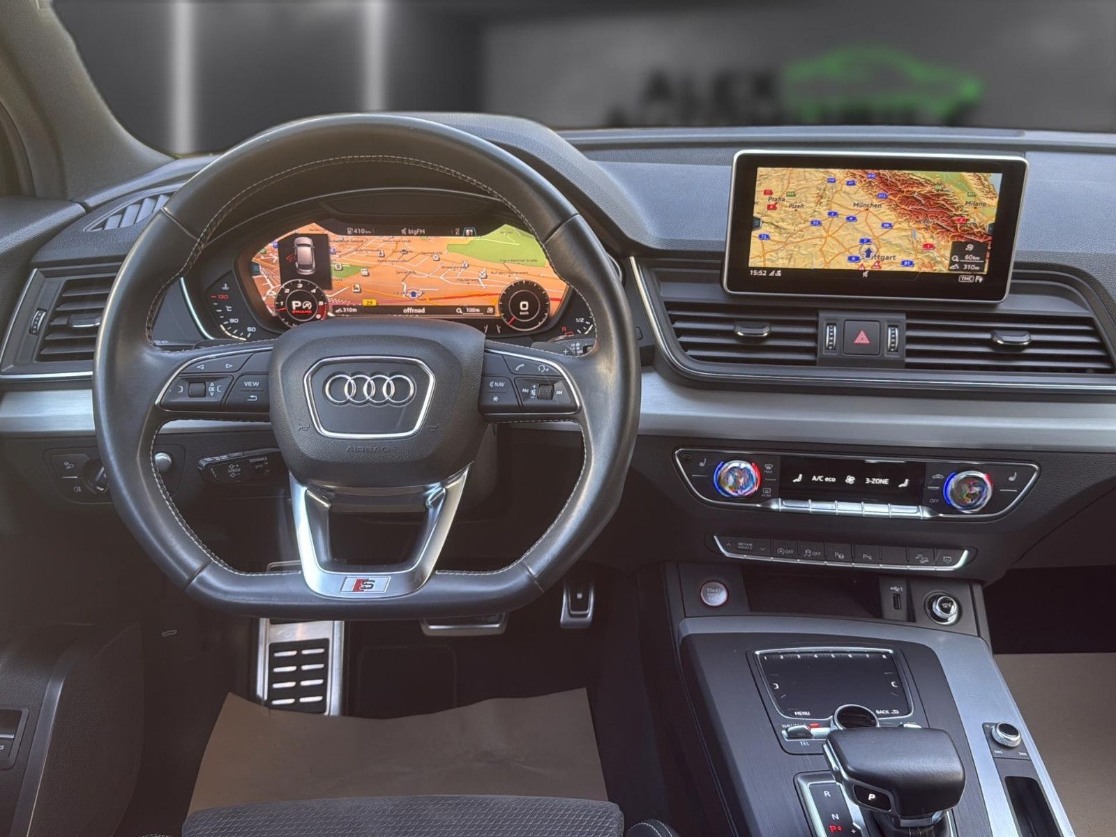 Audi SQ5 3.0 TDI quattro foto 15