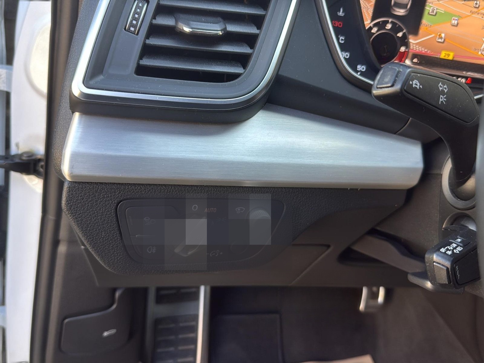 Audi SQ5 3.0 TDI quattro foto 21